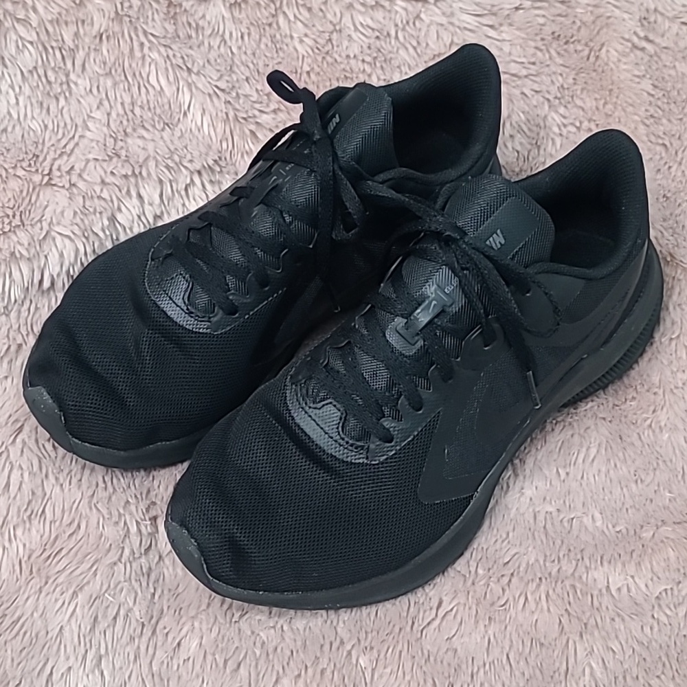 Nike Downshifter Men's Black Mesh Athletic Running Shoes Sz 8